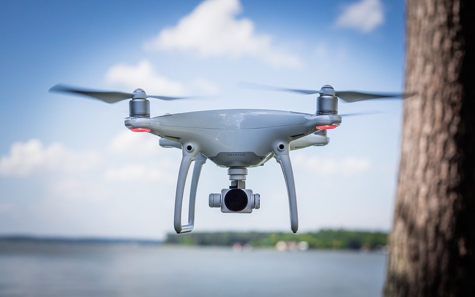 drone ilustracny obrazok pixabay