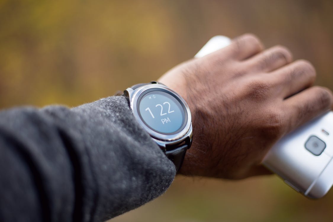 pexels-photo-518419 smartwatch smarthodinky
