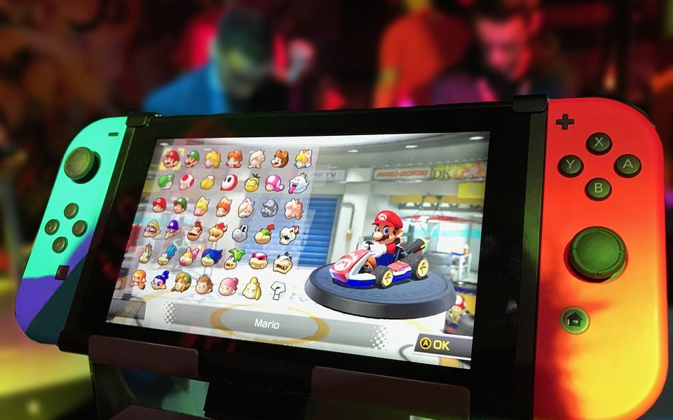 nintendo-switch-2154437_960_720