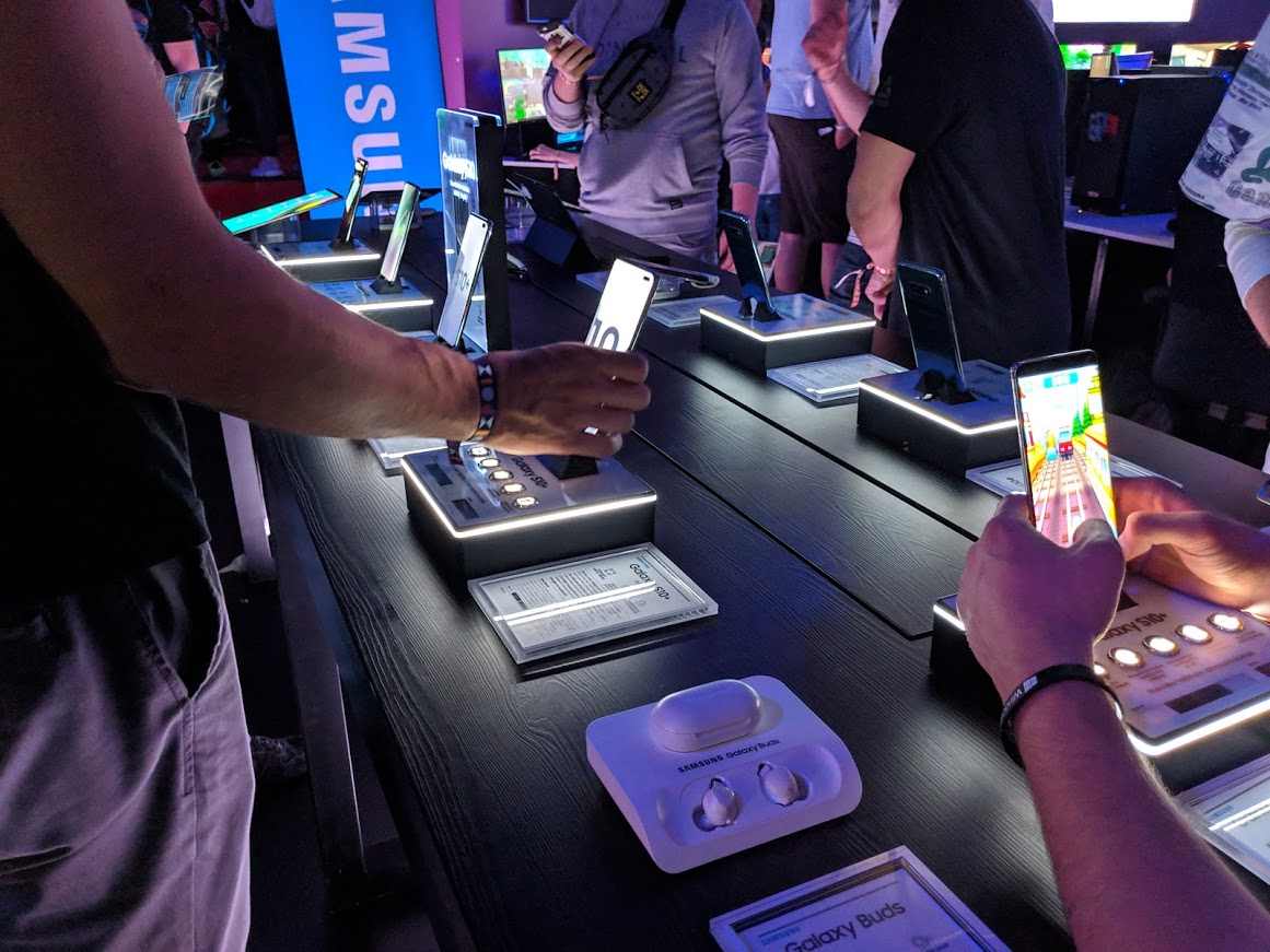 IXPO 2019 Samsung