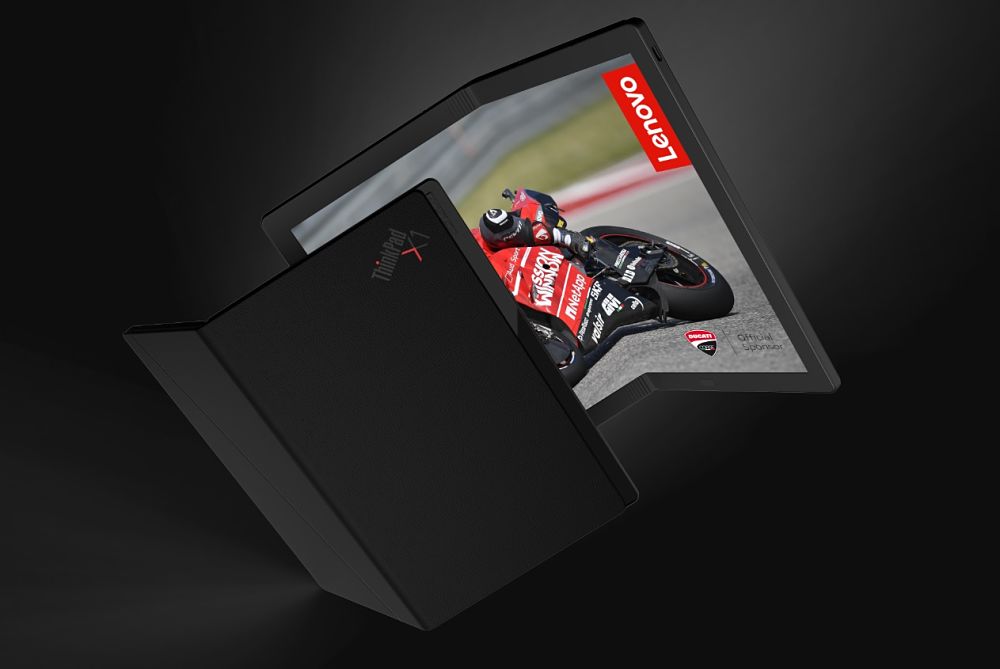 lenovo prvy skladatelny pocitac_opt