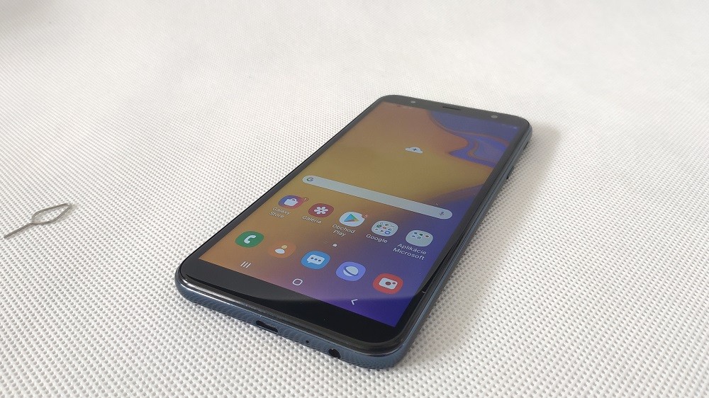 recenzia Samsung Galaxy J4+_2