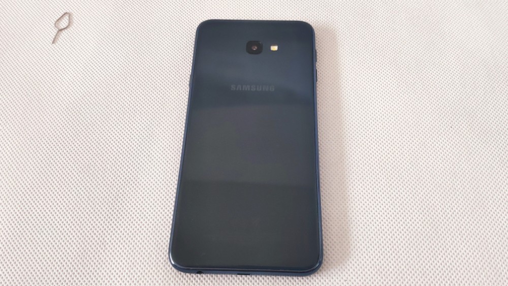 recenzia Samsung Galaxy J4+_2