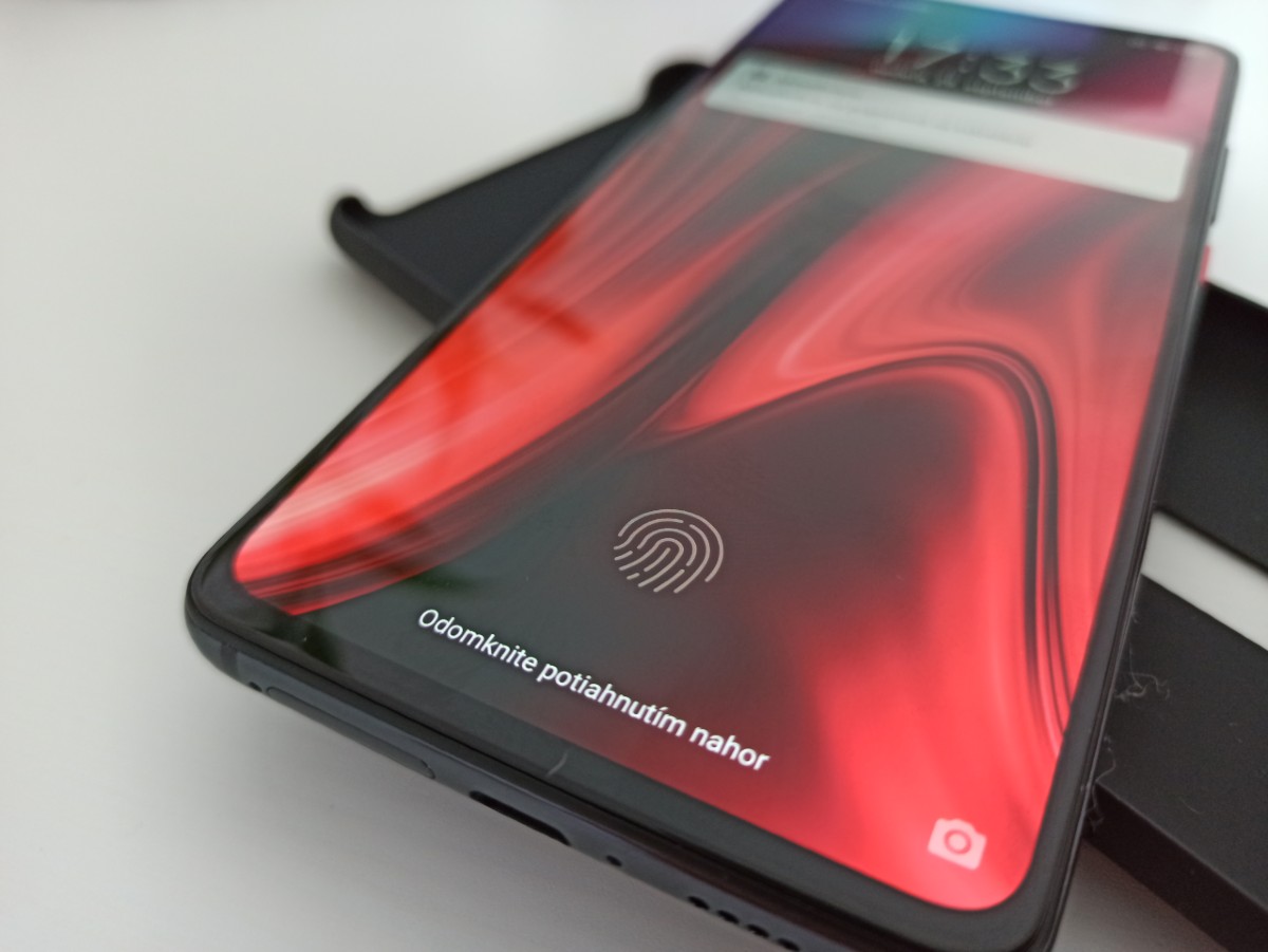 Xiaomi Mi 9T Skener odtlackov prstov