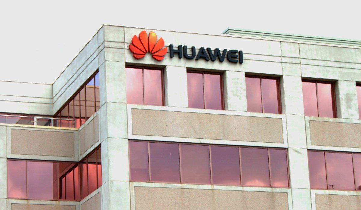 spolocnost huawei (1)