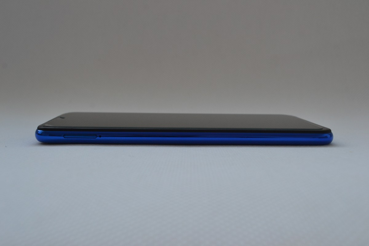 Redmi Note 7 stena so SIM kartou_recenzia