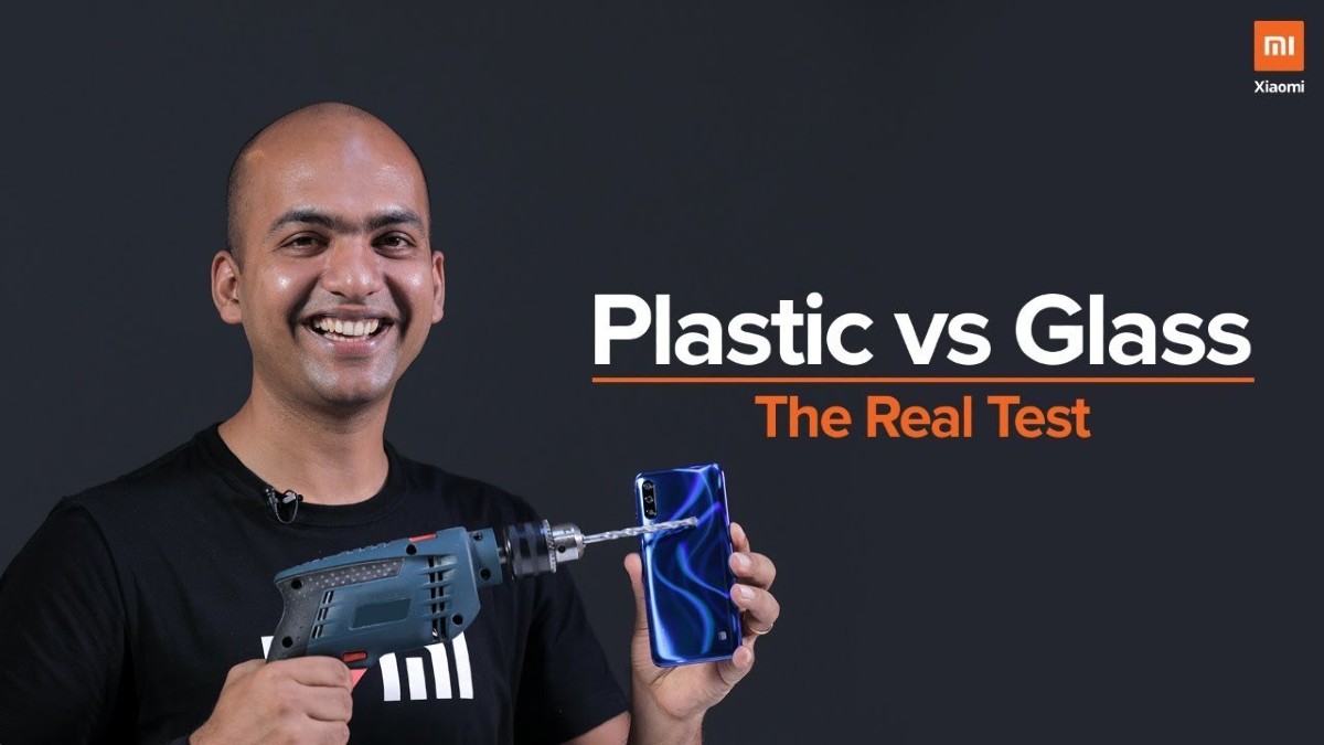 Sklo vs plast s akou zadnou stenou by ste si vybrali smartfon Vy