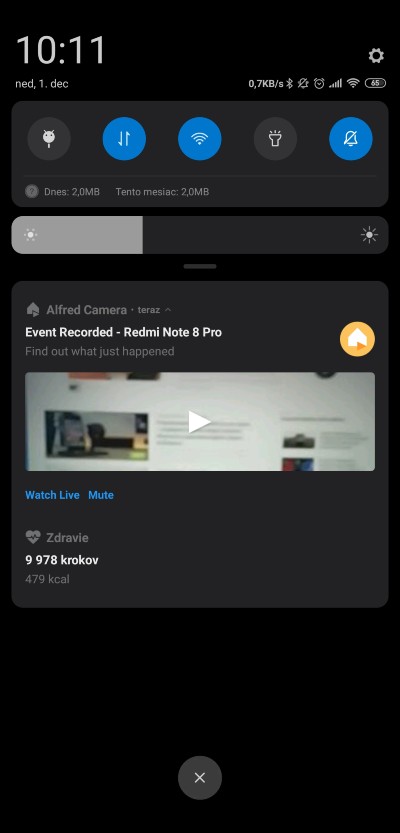 ako sledovat video z bezpecnostnej kamery zo smartfonu