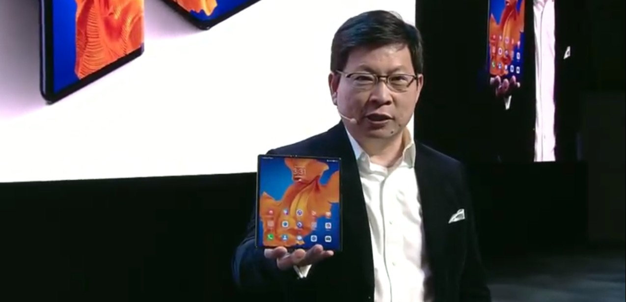 Huawei Mate X_predny pohlad