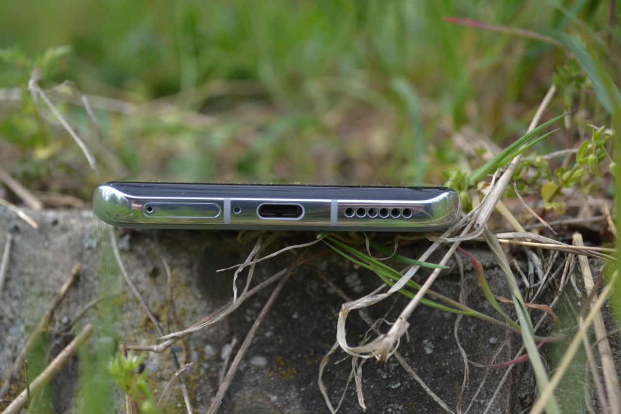 Huawei P40 Pro_spodna hrana