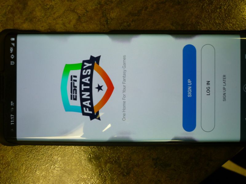 Motorola Edge+_problemy s displejom_3 (1)
