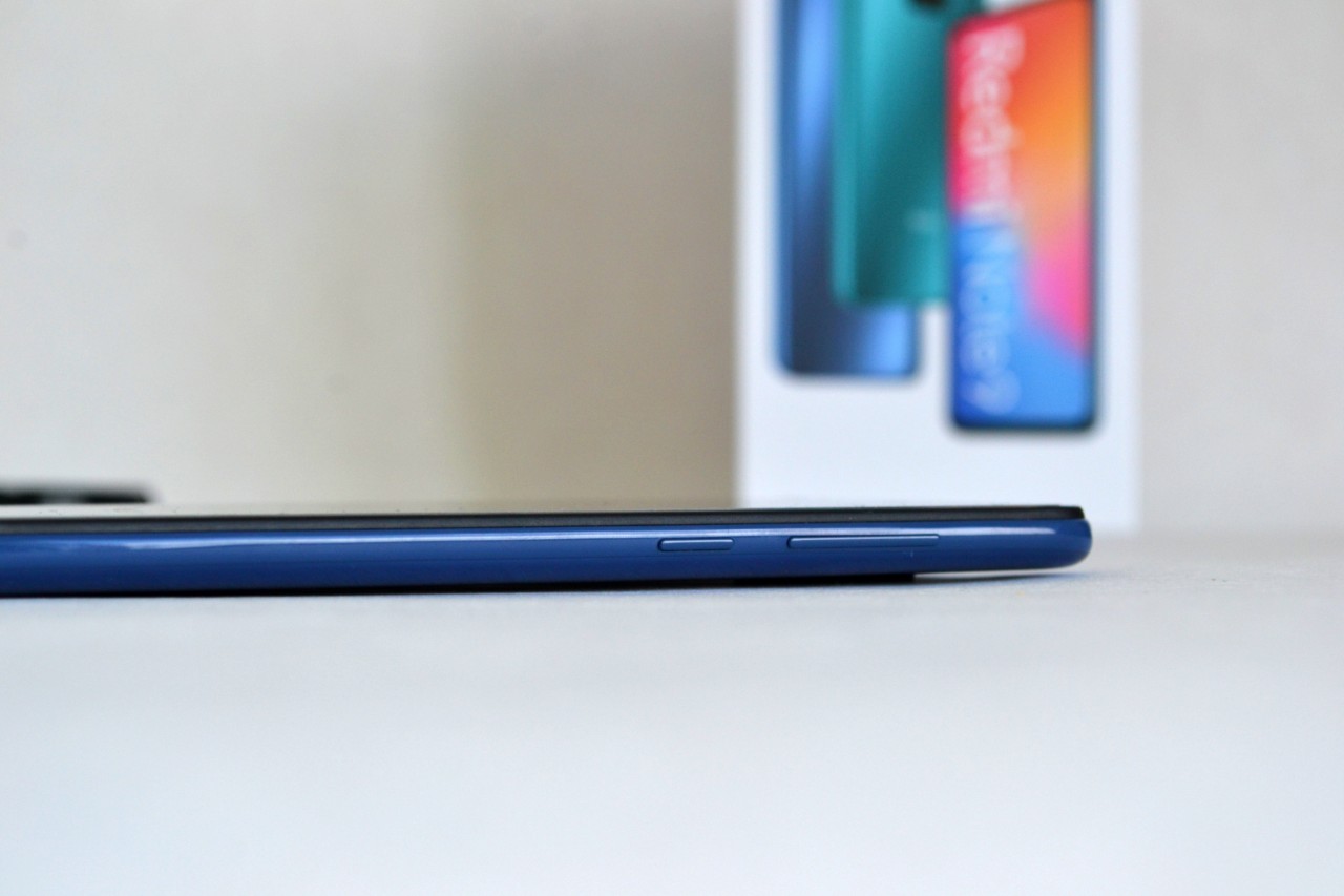 Recenzia_Redmi Note 9_ovladanie hlasitosti a vypinanie zariadenia
