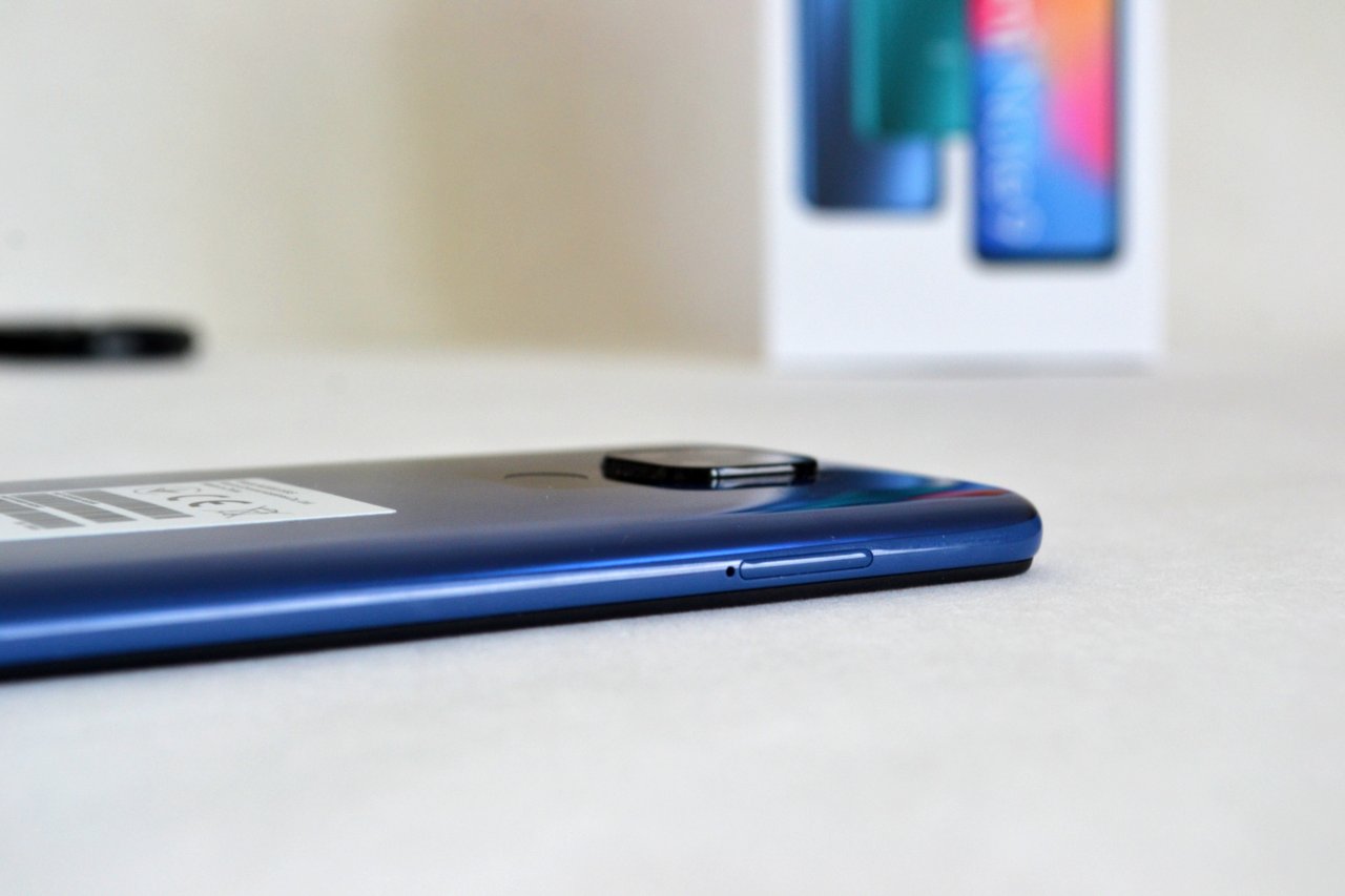 Recenzia_Redmi Note 9_slot pre SIM kartu