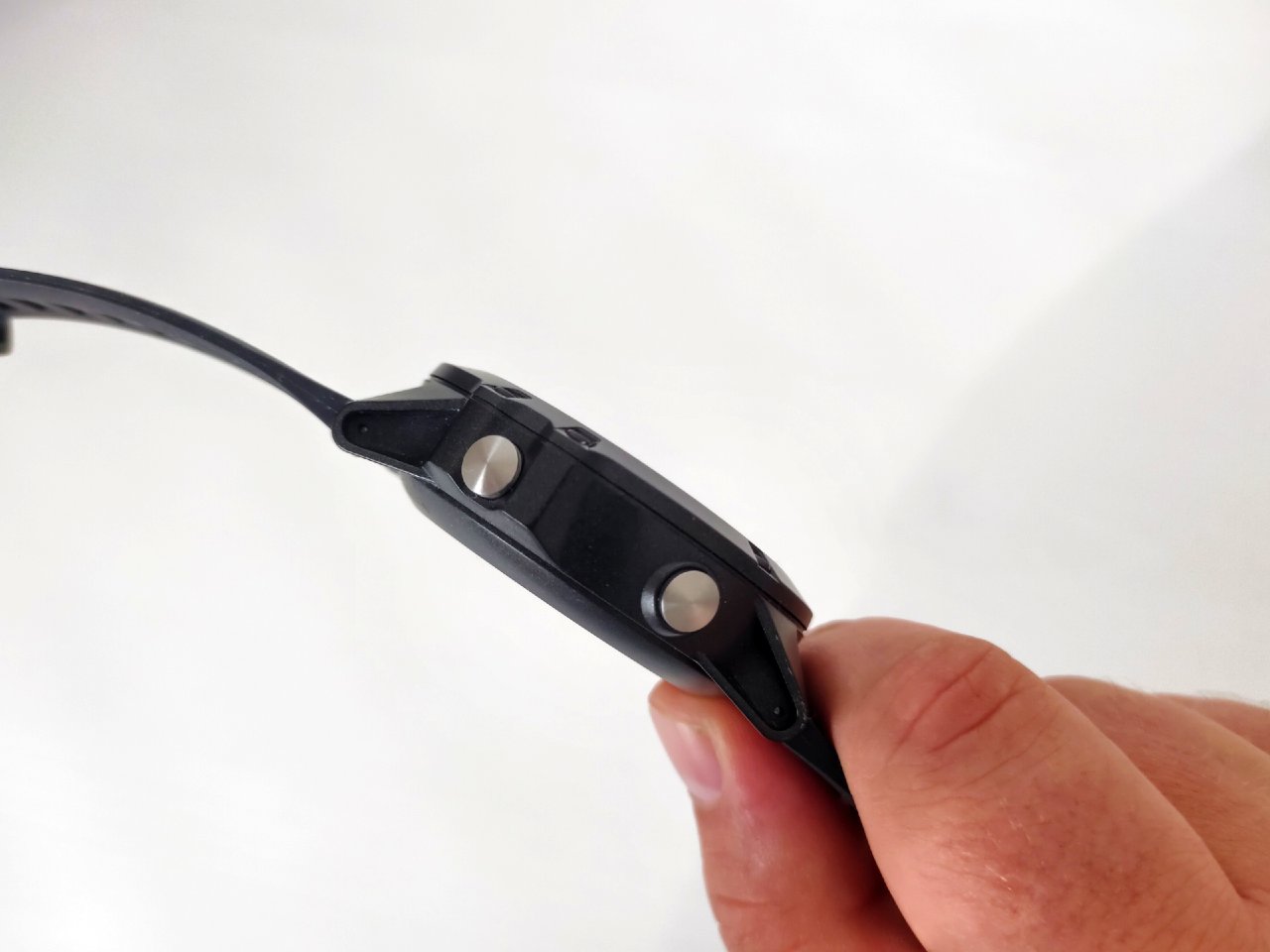 Zeblaze VIBE 3GPS_recenzia_hrubka