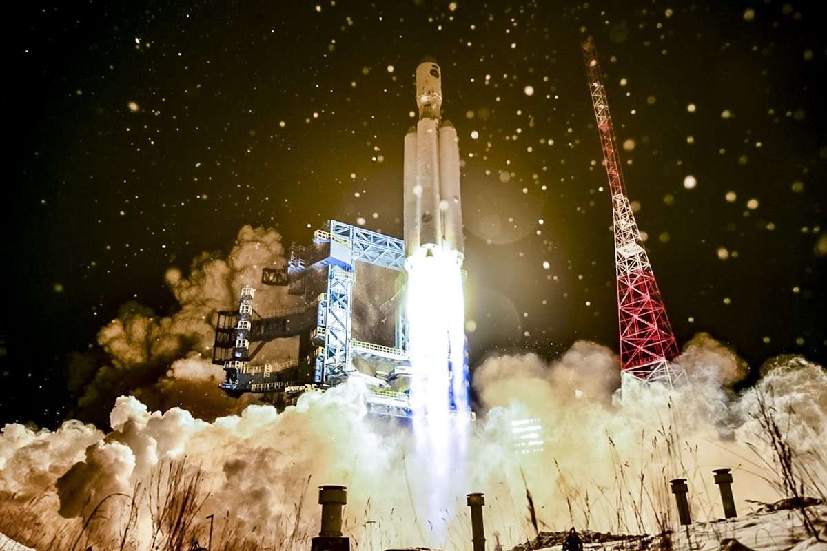 Roscosmos_start rakety