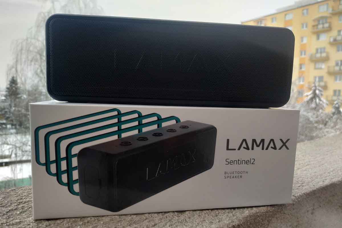 LAMAX Sentinel2