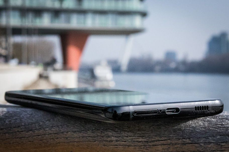 Samsung Galaxy S21 Ultra 5G_spodna stena (1)