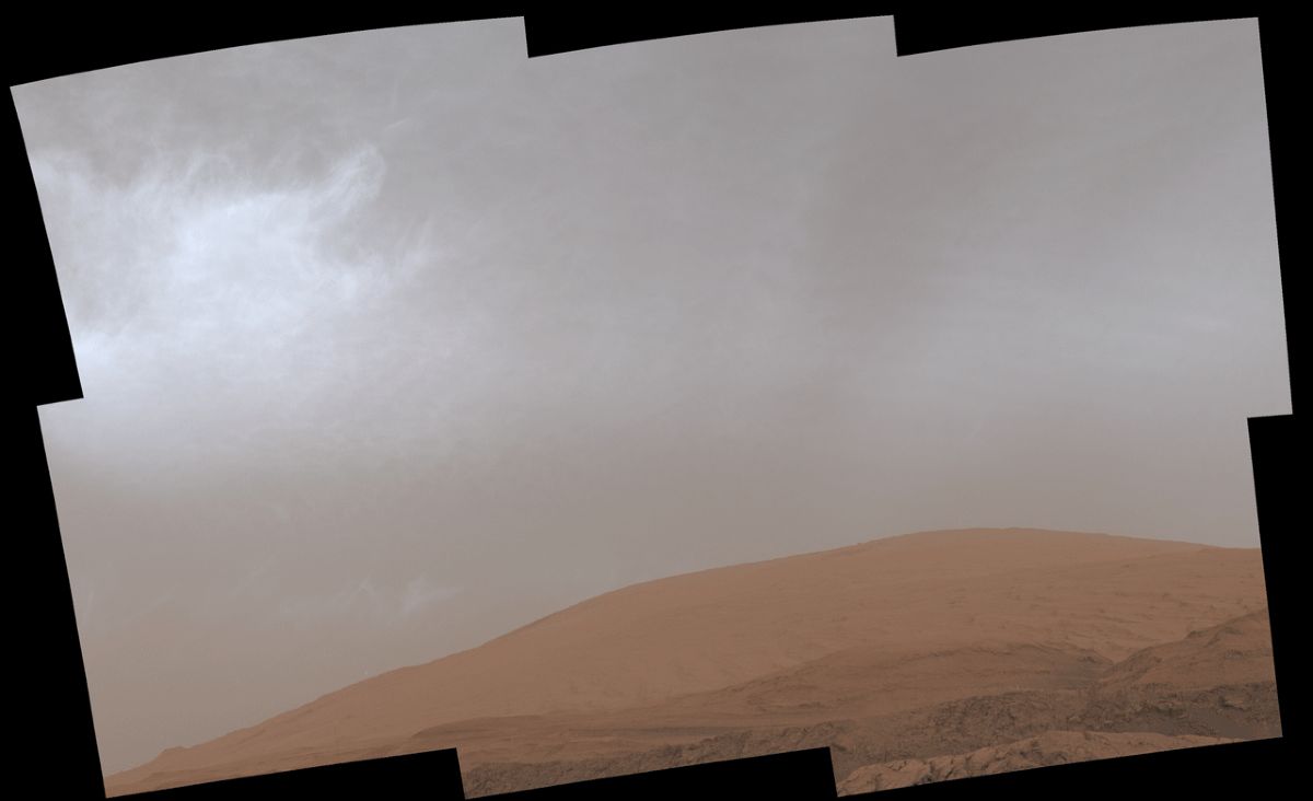 Curiosity-zachytene oblaky na Marse