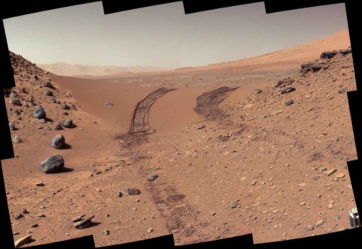 NASA Rover_pohlad na cestu ktoru presiel rover Curiosity
