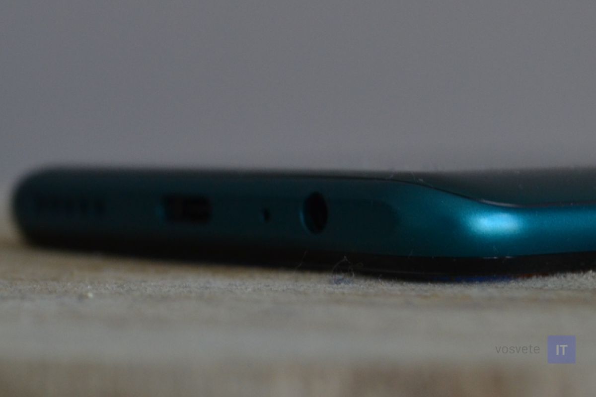 Huawei P Smart 2021_spodna hrana_prava strana
