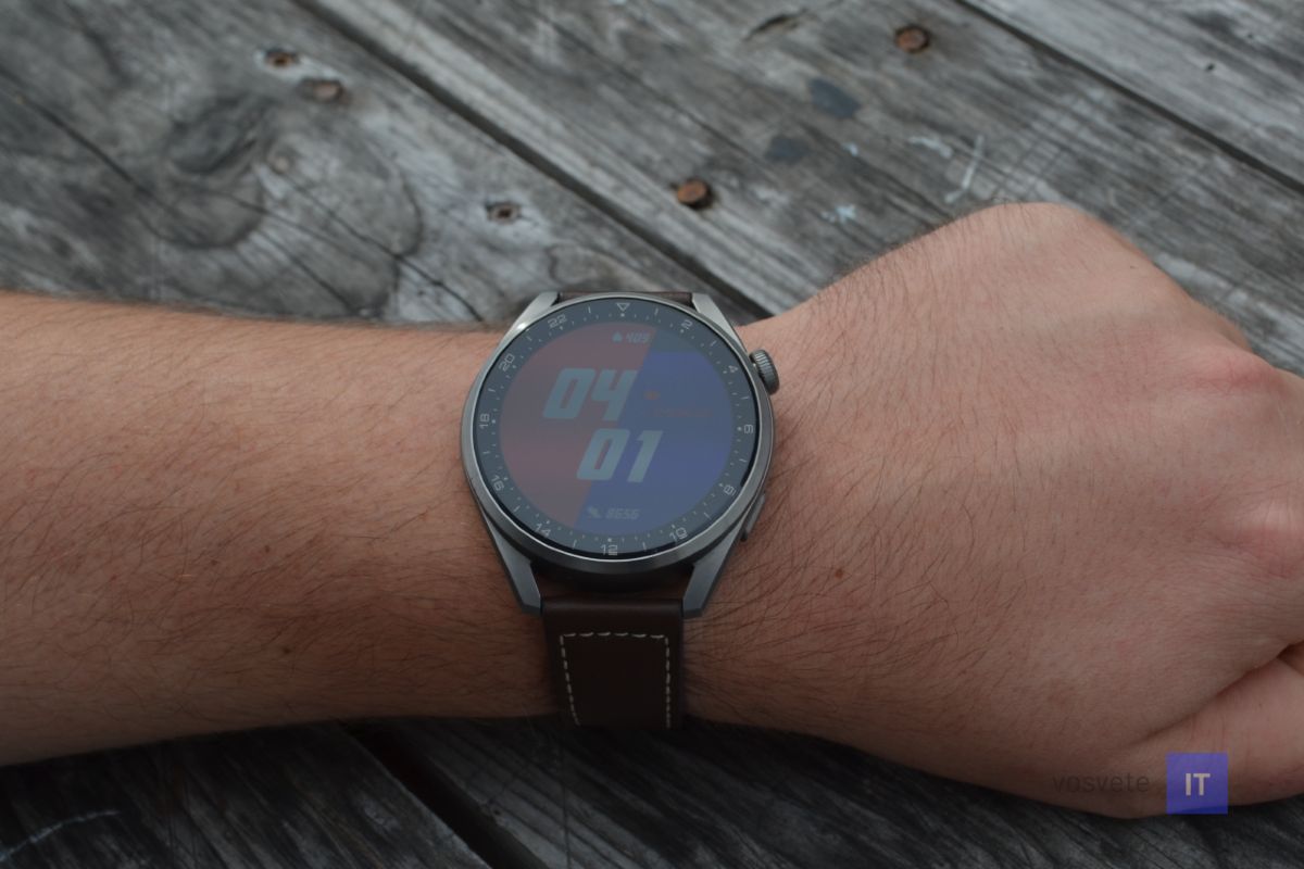 Huawei Watch 3 Pro na ruke