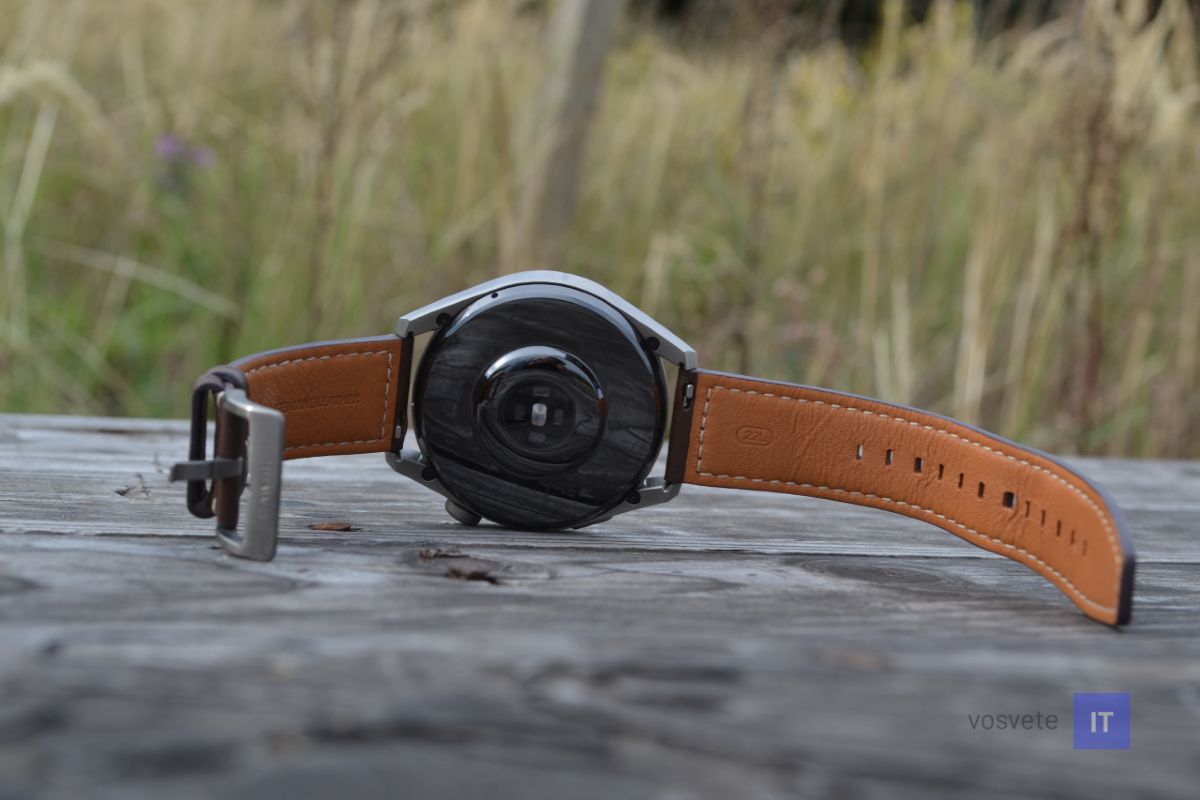 Huawei Watch 3 Pro_zadna stena_senzory