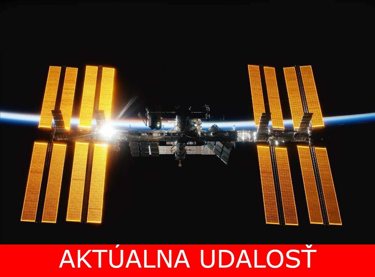 ISS_trhliny v ruskom module