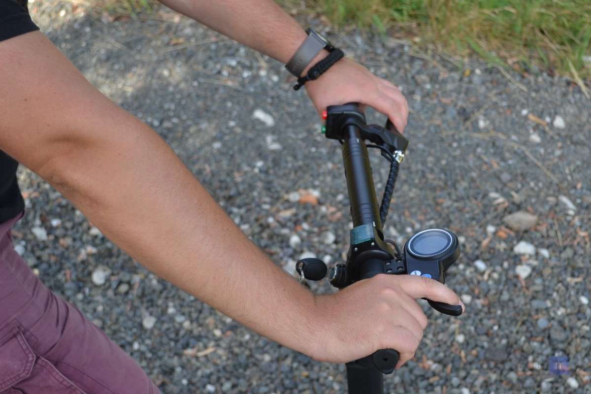 recenzia Eleglide S1 riadidla