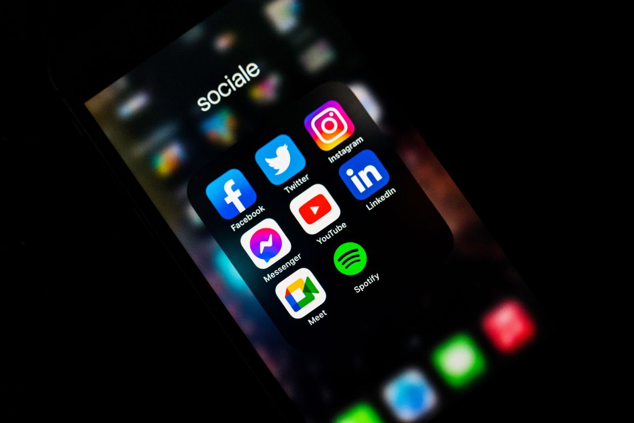 Socialne siete
