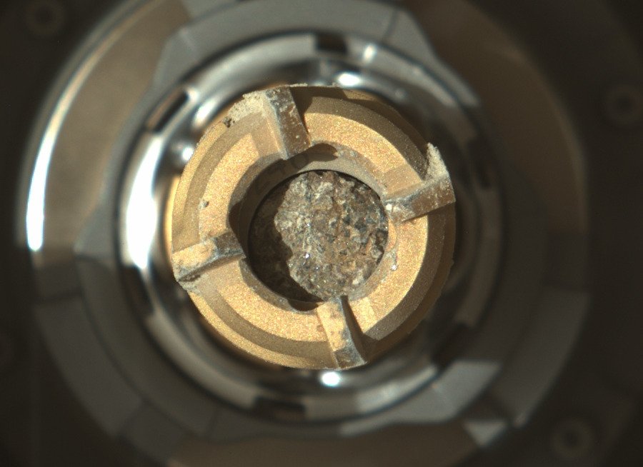 Rover Perseverance_odber hornin_mineral Olivin