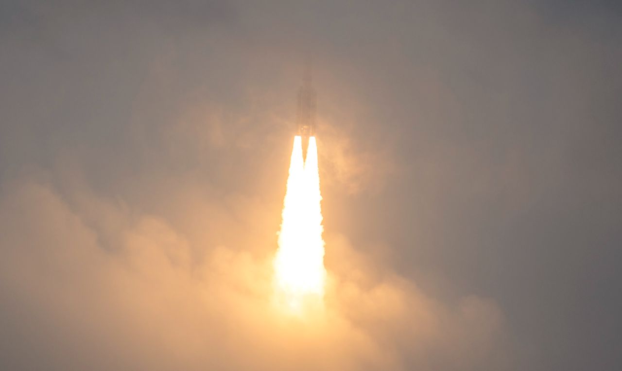 Start vesmirnej rakety