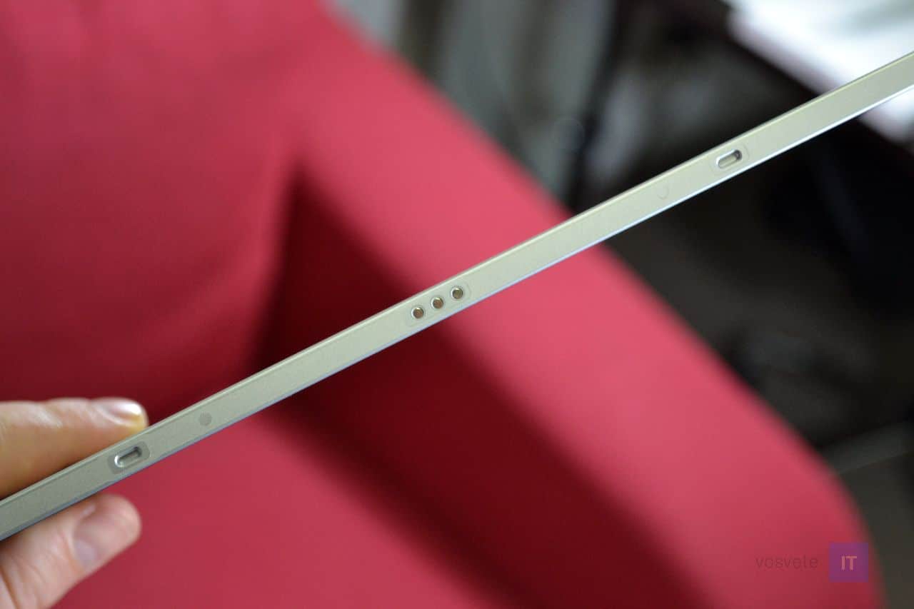 Samsung Galaxy TAB 8_displej_spodna stena_magnety na pripojenie ku klavesnici