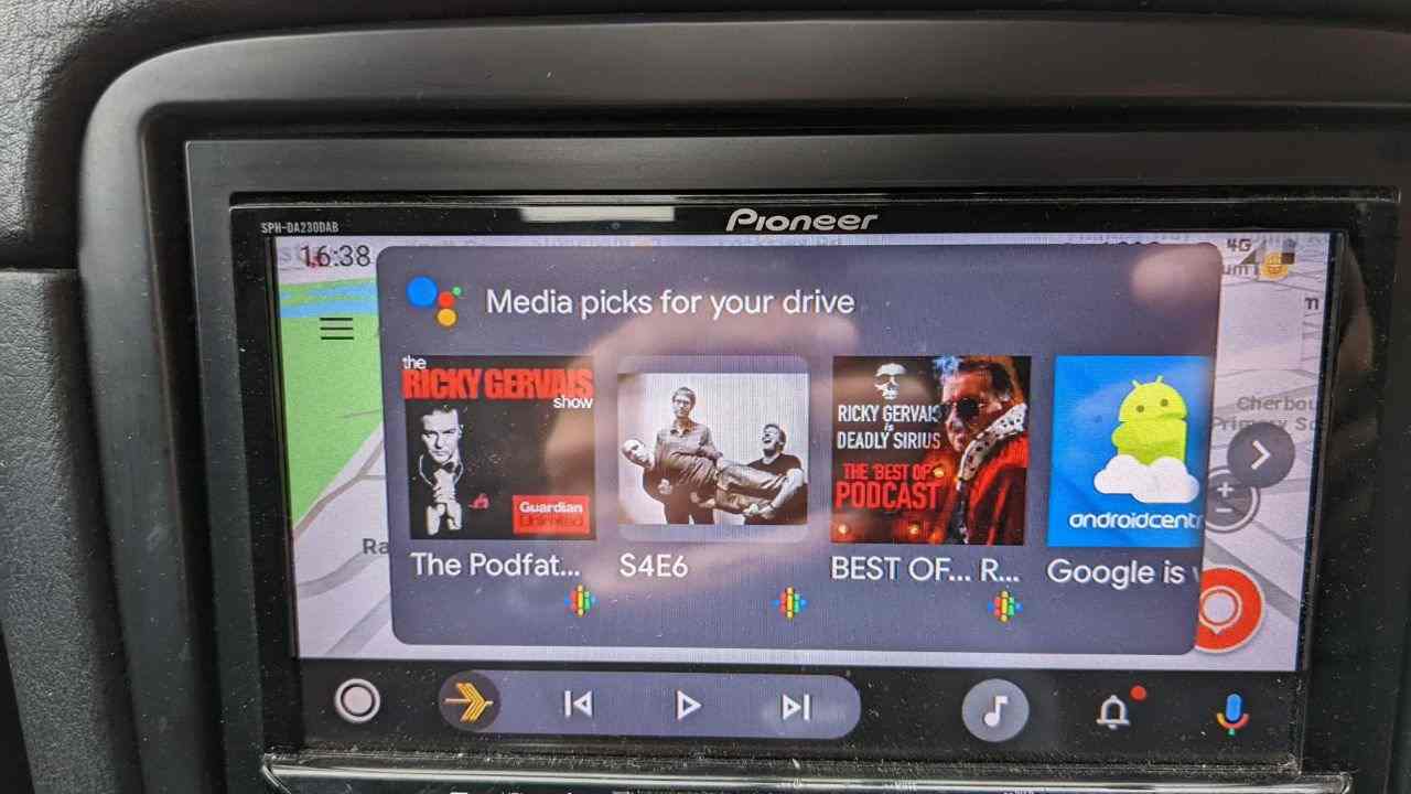 Android Auto dostava funkciu odporucania audio obsahu_1