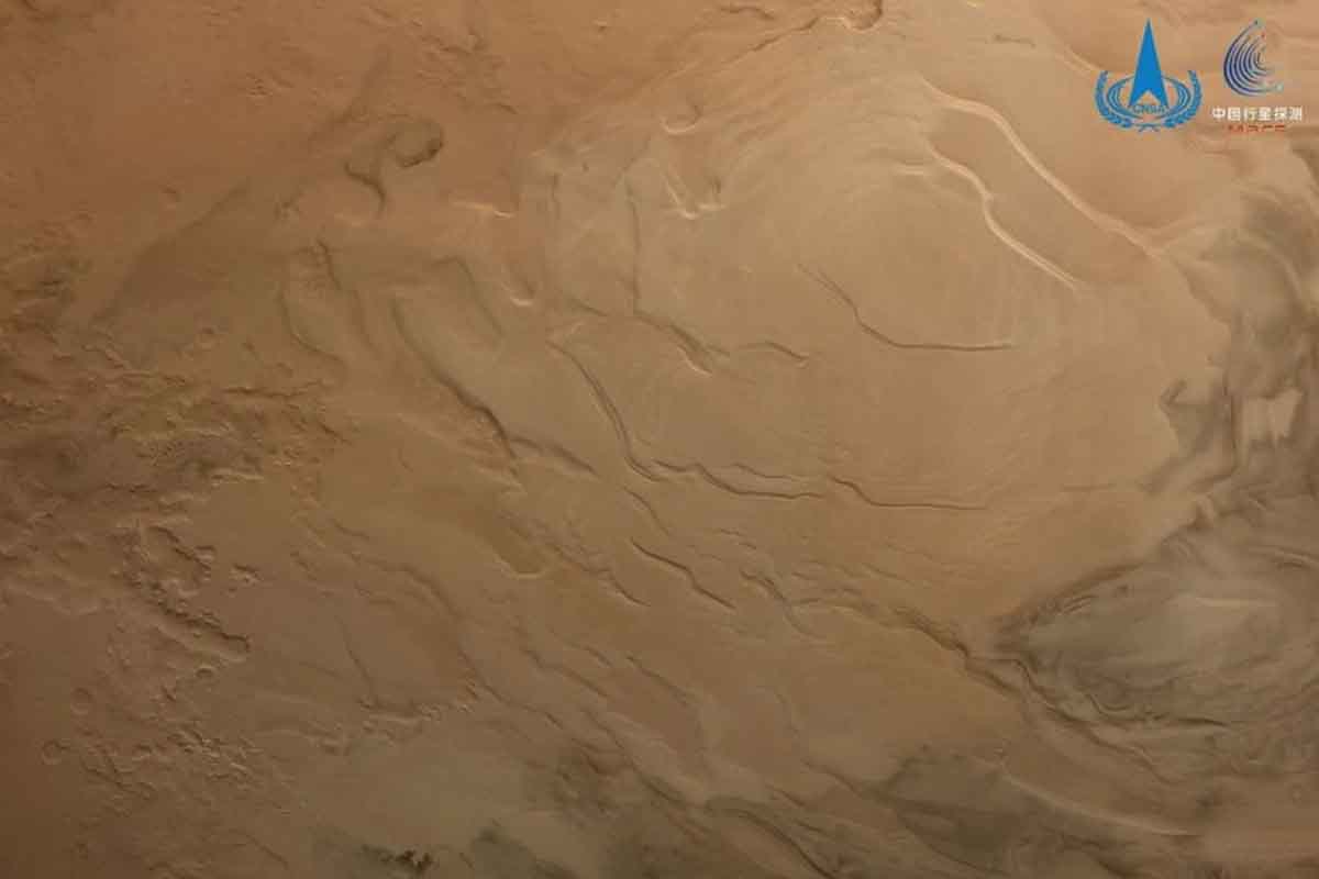 Čínskemu satelitu Tianwen-1 sa podarilo vytvoriť mapu Marsu