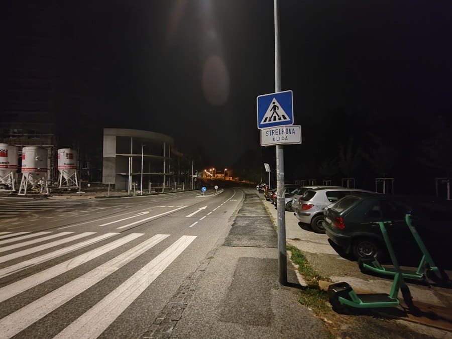 porovnanie hlavnej kamery a ultrasirokej honor 70 (2)