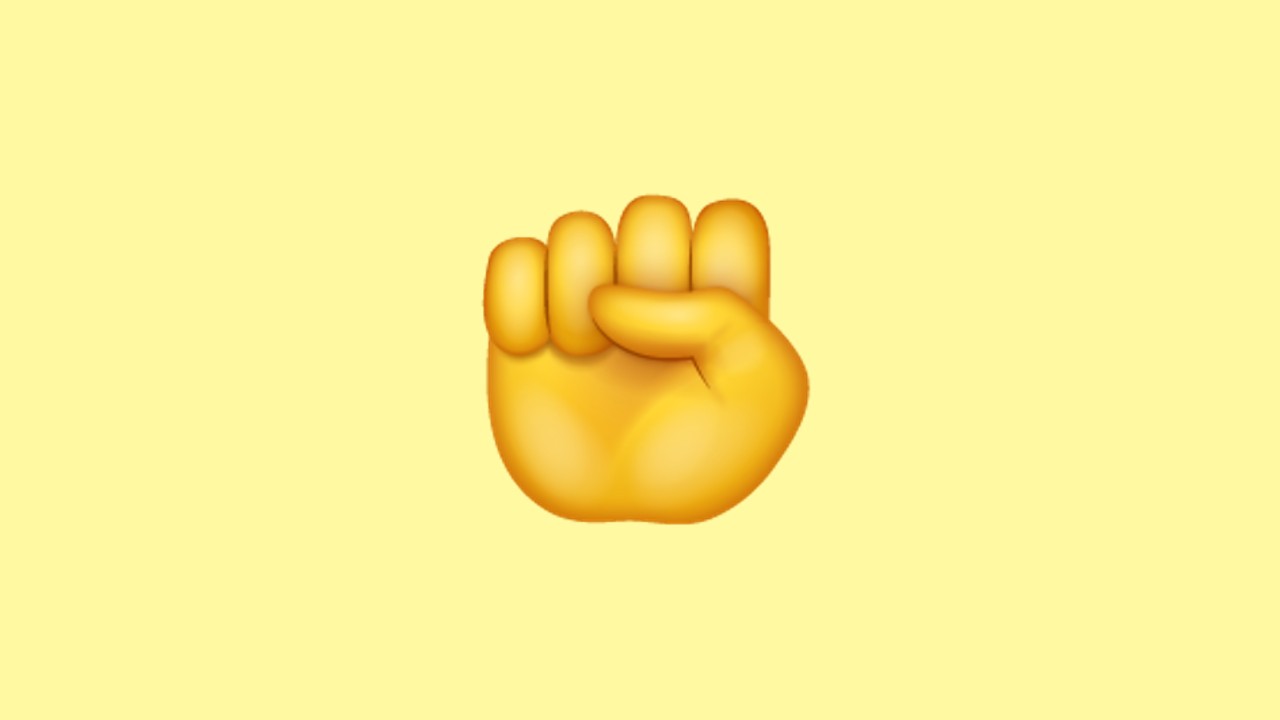 emoji Zdvihnut&aacute; p&auml;sť