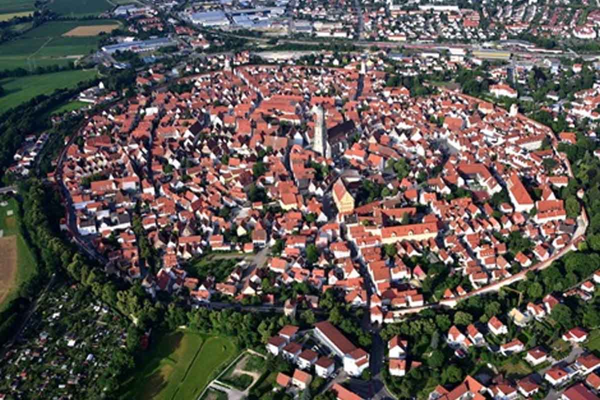 Najväčšie asteroidy, aké našu Zem zasiahli