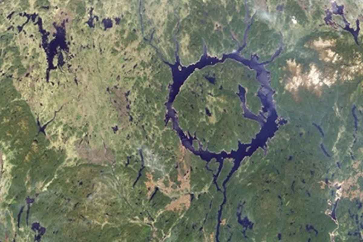 Najväčšie asteroidy, aké našu Zem zasiahli