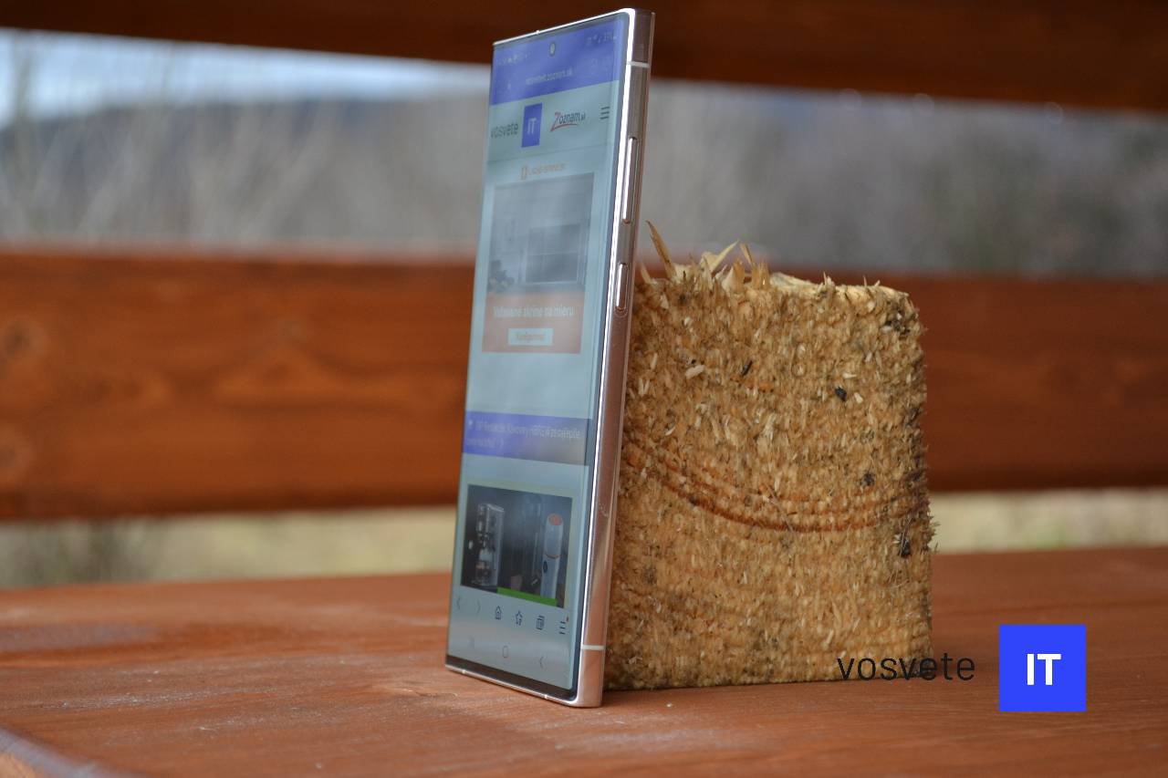 Samsung Galaxy S22 Ultra_bocna stena
