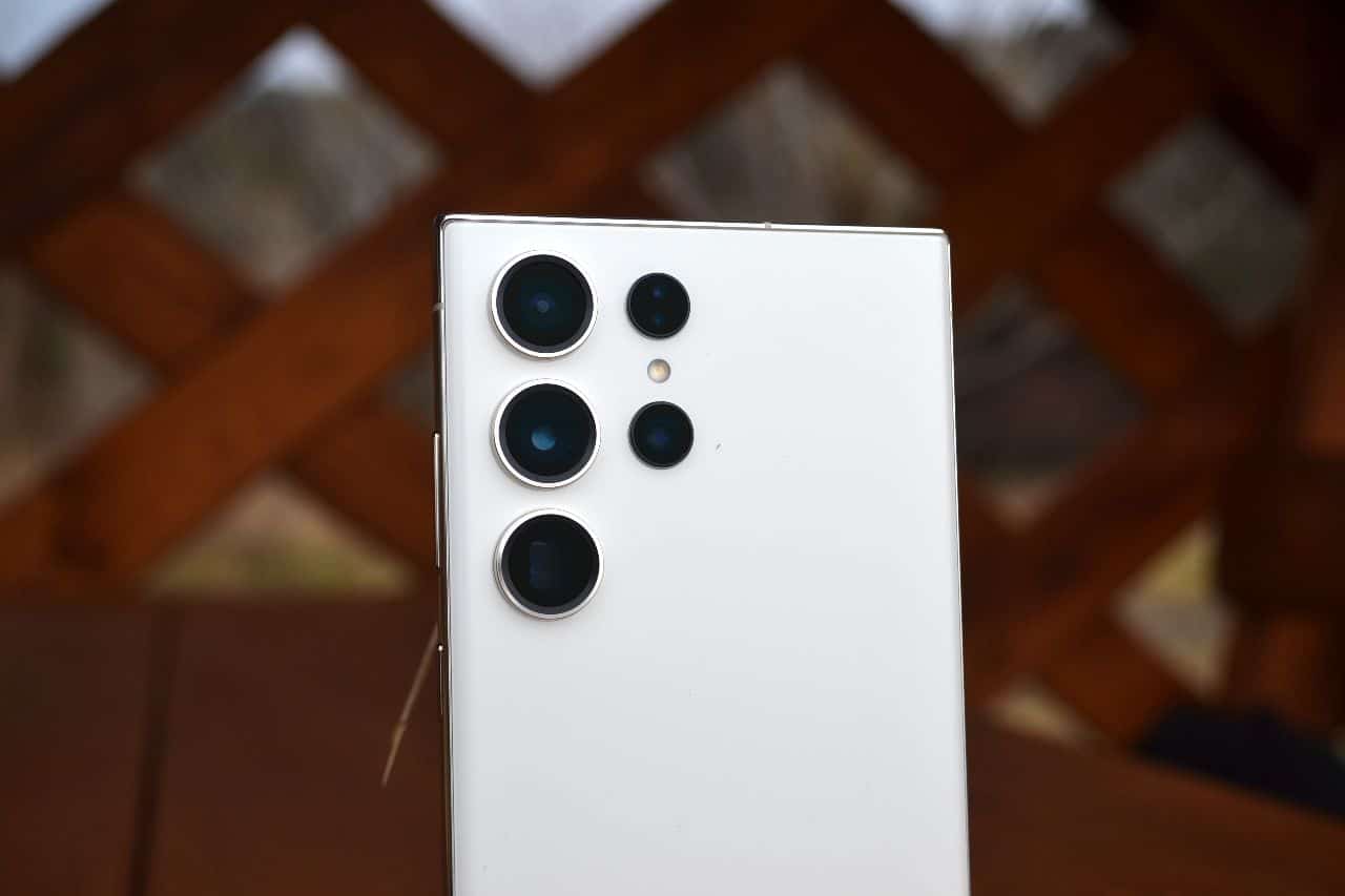 Samsung Galaxy S23 Ultra kamerovy modul