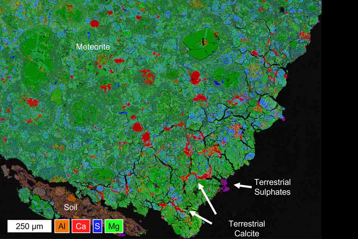Prostredie Zeme môže kontaminovať meteority už do niekoľkých hodín