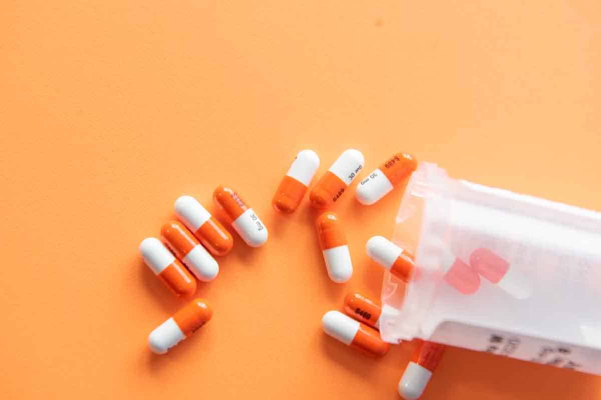 Pomáhajú analgetiká na bolesť chrbta?