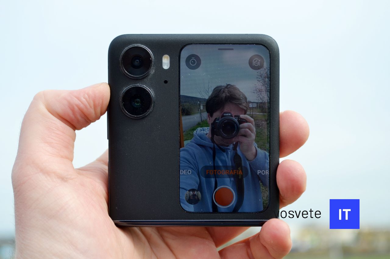 OPPO Find N2 Flip vonkajsi displej hladacik pre kameru