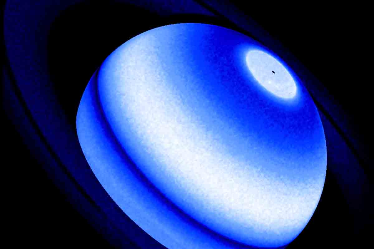 40 ročné tajomstvo planéty Saturn je konečne vyriešené