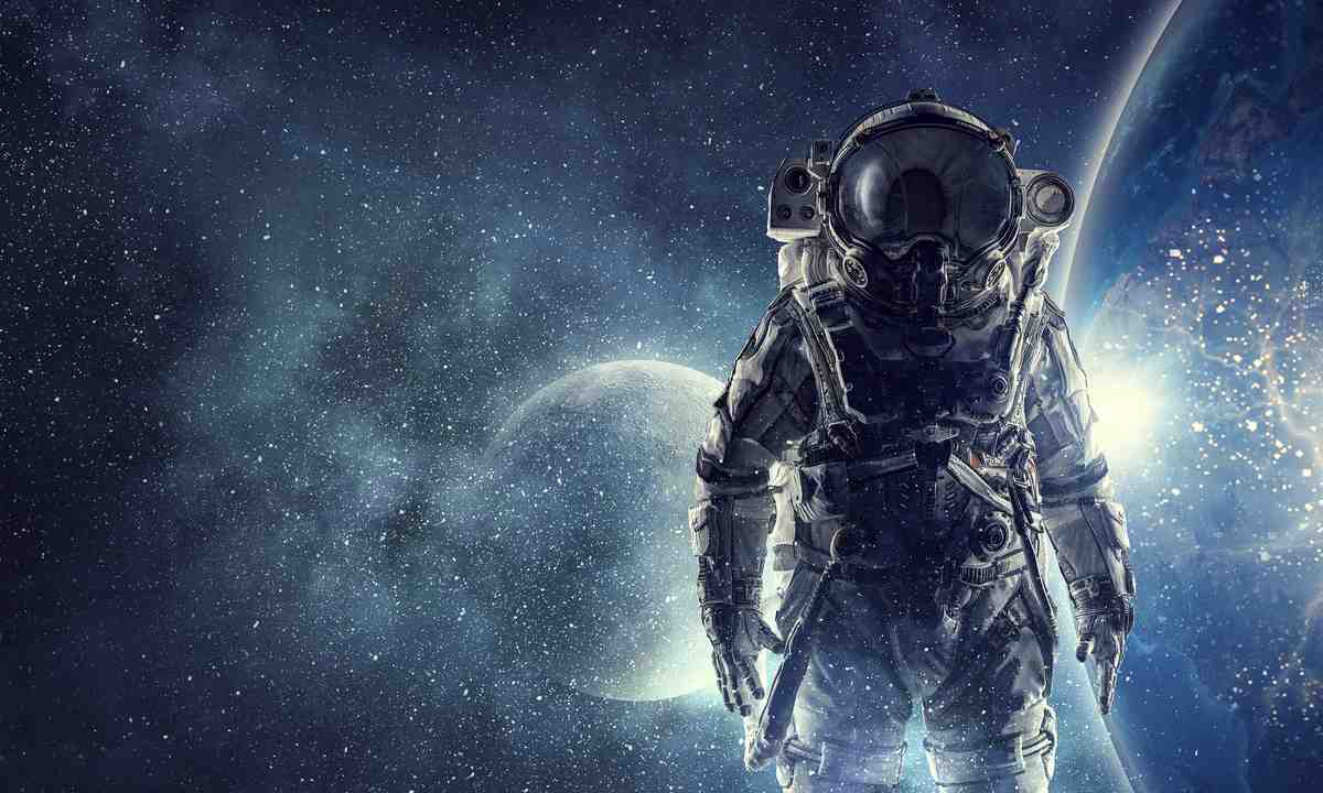 astronaut vo vesmire