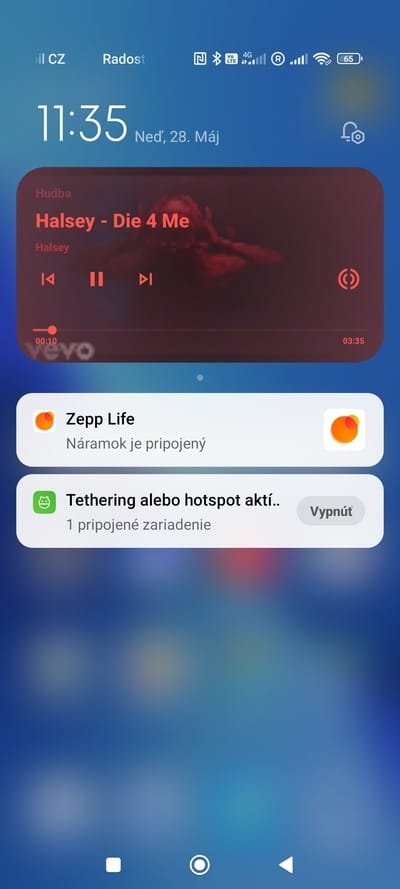 YouTube bez reklám a na pozadí Mi Music