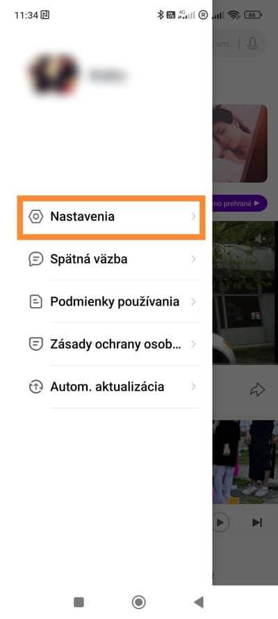 YouTube bez reklám a na pozadí Mi Music