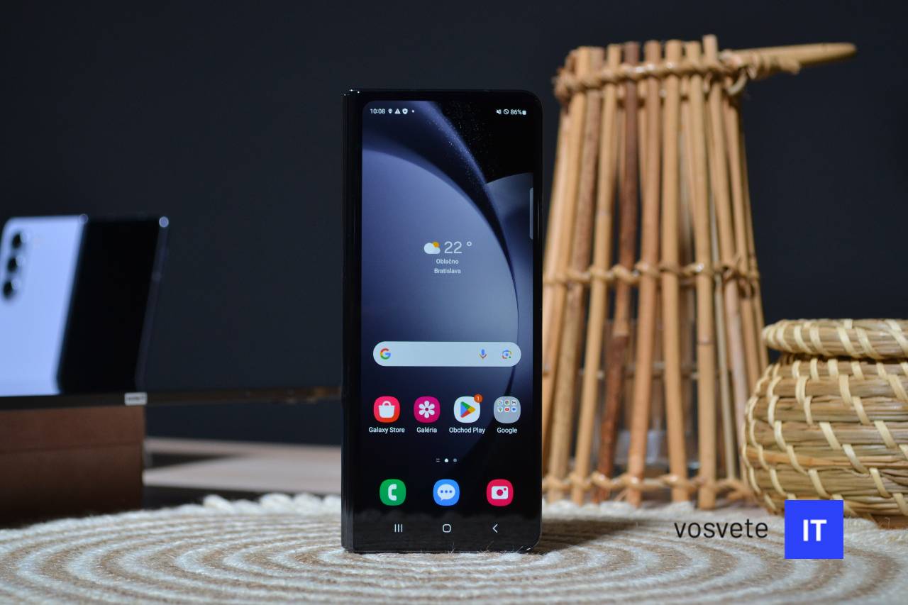 Samsung Galaxy Z Fold 5_predny displej