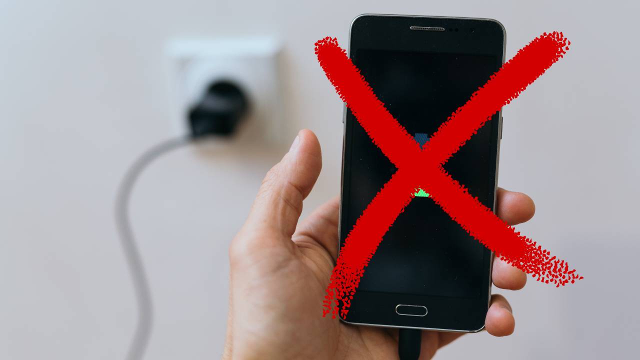nespravne nabijanie telefonu_titulka