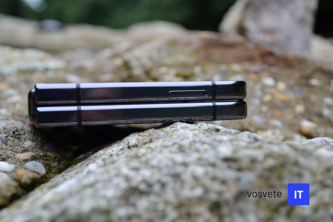 Galaxy Z Flip 5_medzera po sklopeni